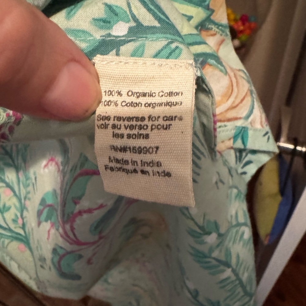 Printfresh long robe in Camel’s Courtyard print - Picture 2 of 5